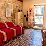 Casa Palmas By Majikal B&B