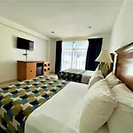 Hotel Embajadores