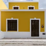 Casa Ubicada En El Corazon De Merida, Ac Y Piscina!