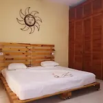 Guest House La Casa Del Quetzal