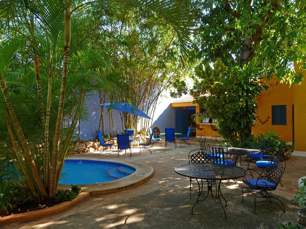 Medio Mundo Hotel 3*