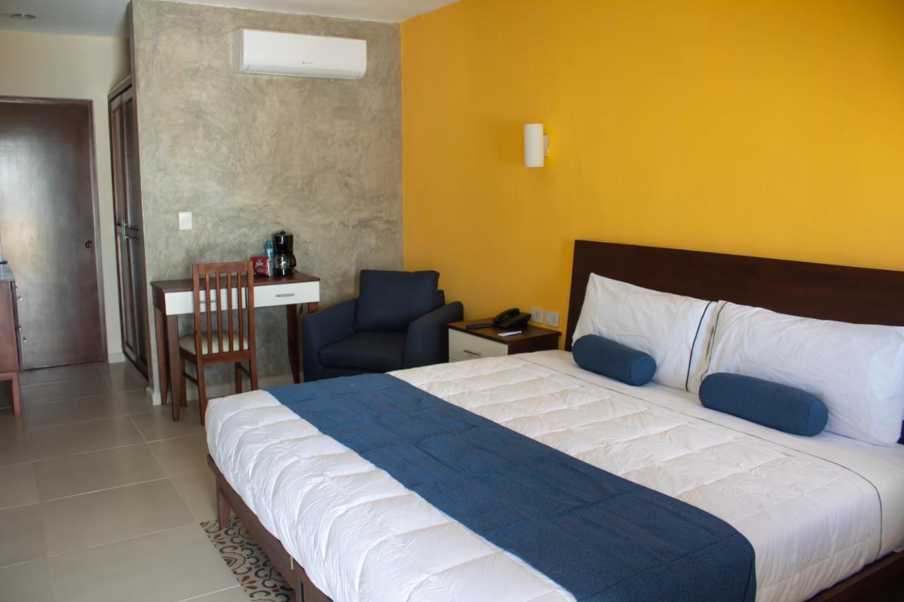 Monjas Hotel