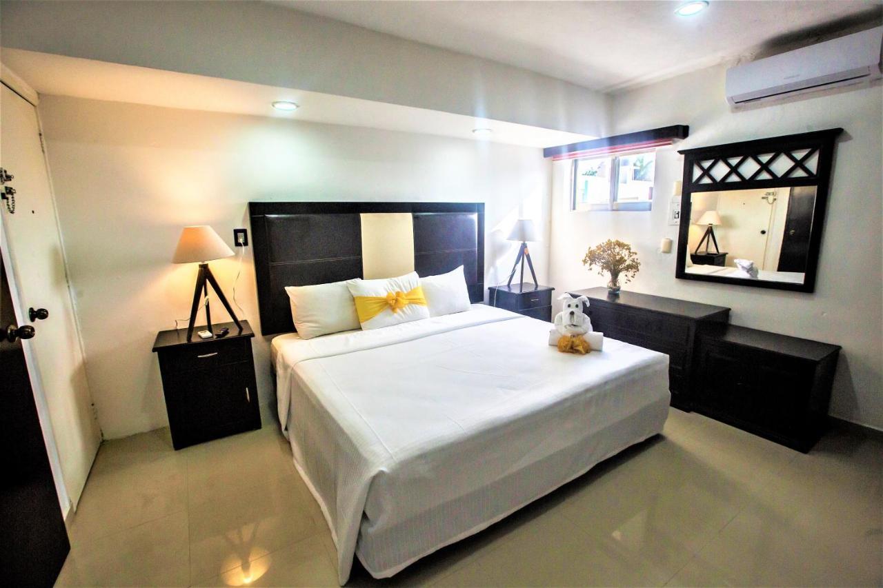 Plaza Mirador Hotel 3*
