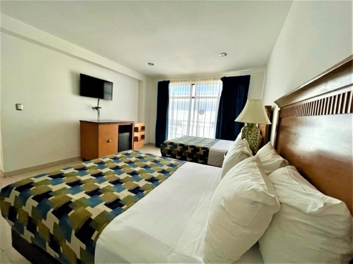 Hotel Embajadores 4*