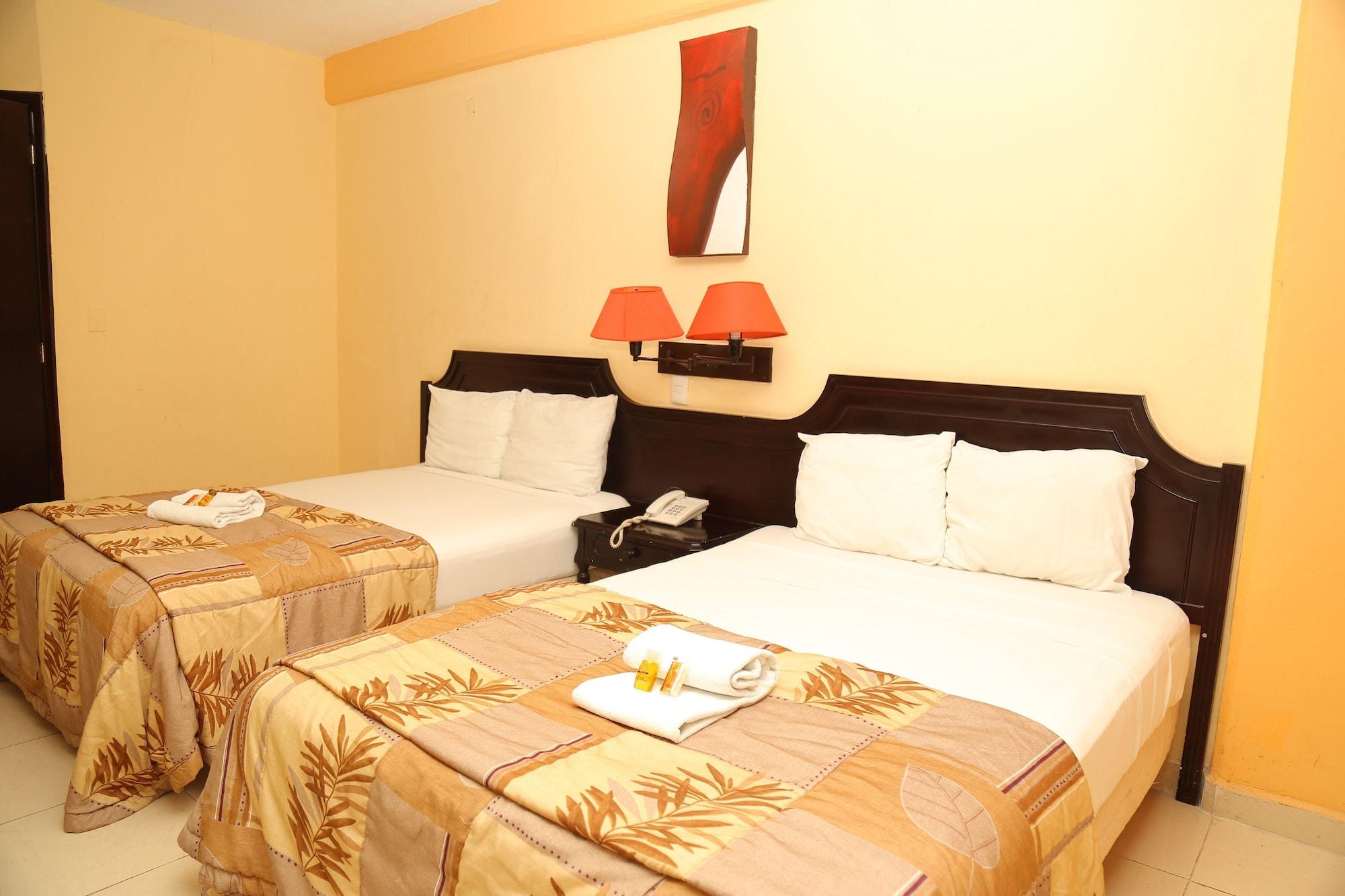 Plaza Mirador Hotel 3*