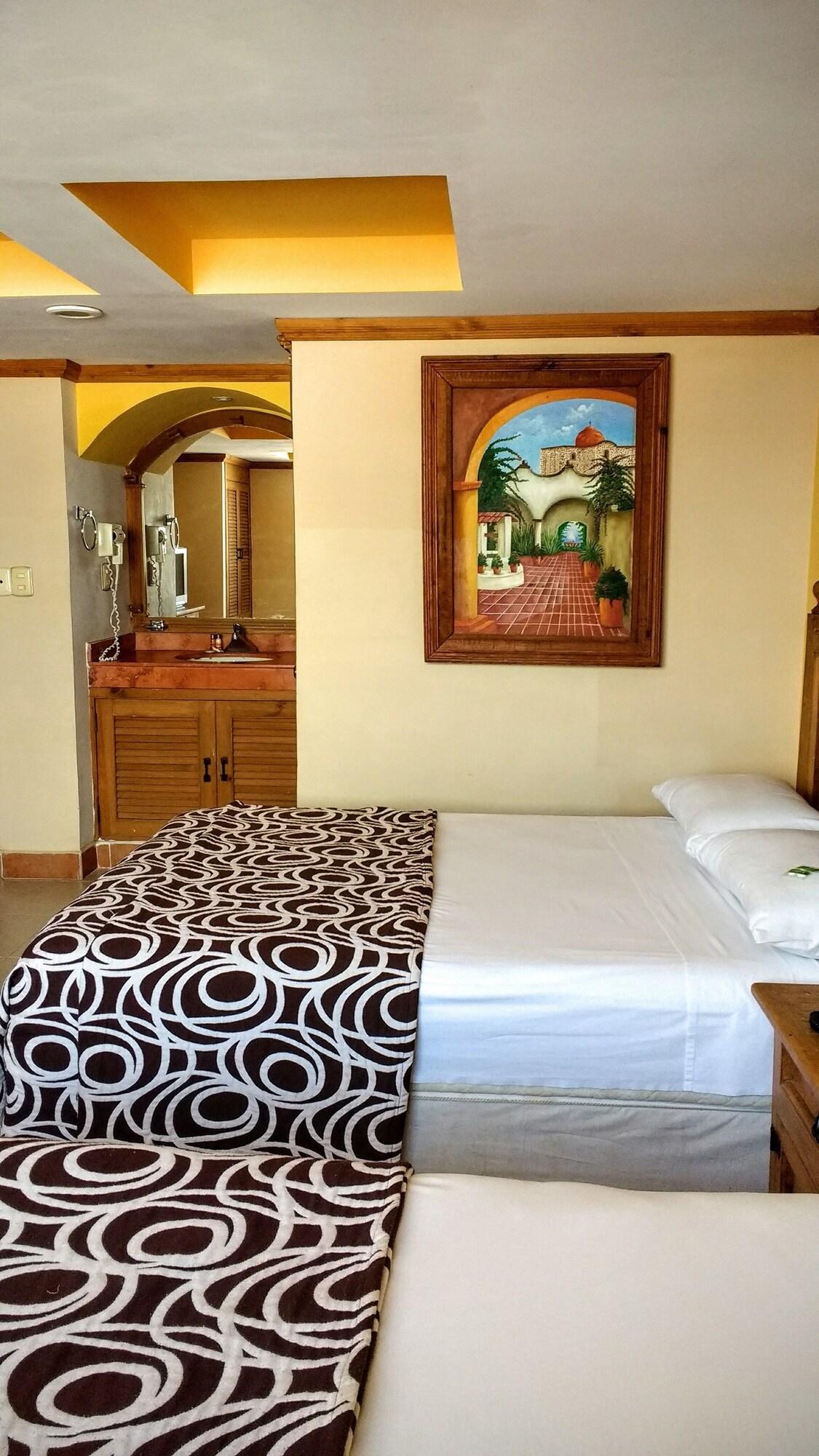 Hotel Flamboyanes 4*