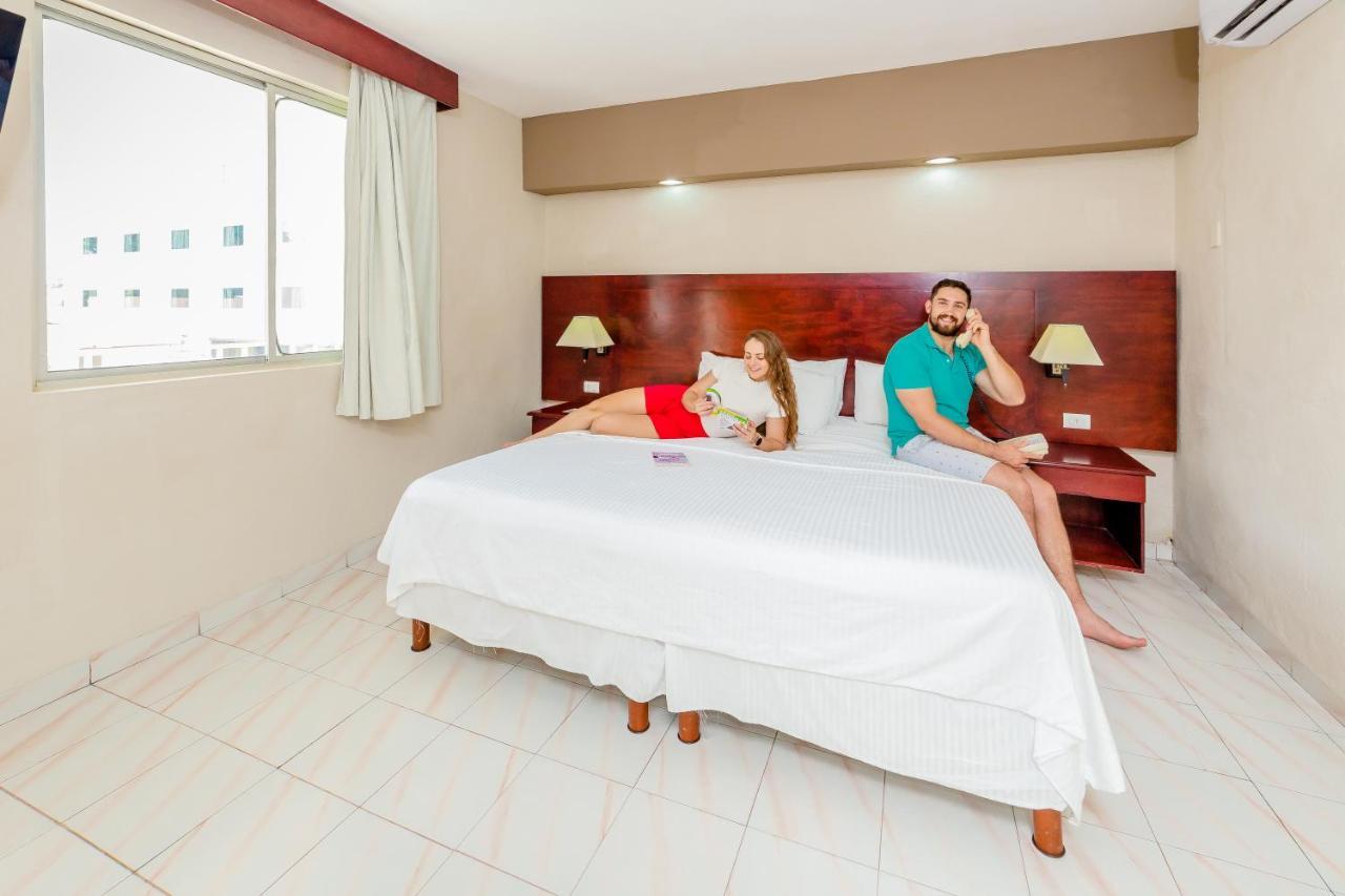Hotel Maria Del Carmen
