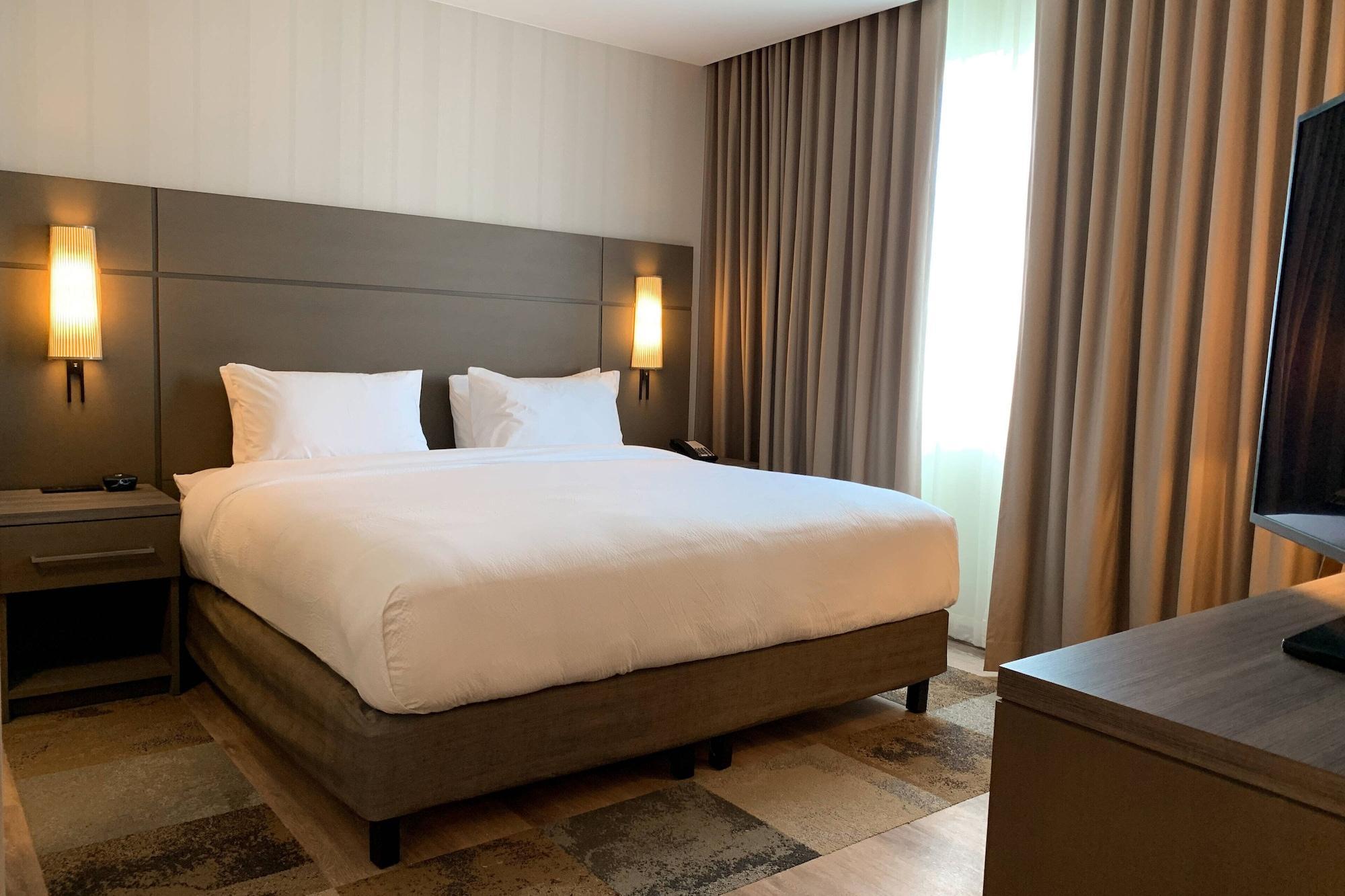 By Marriott Hotel 3*