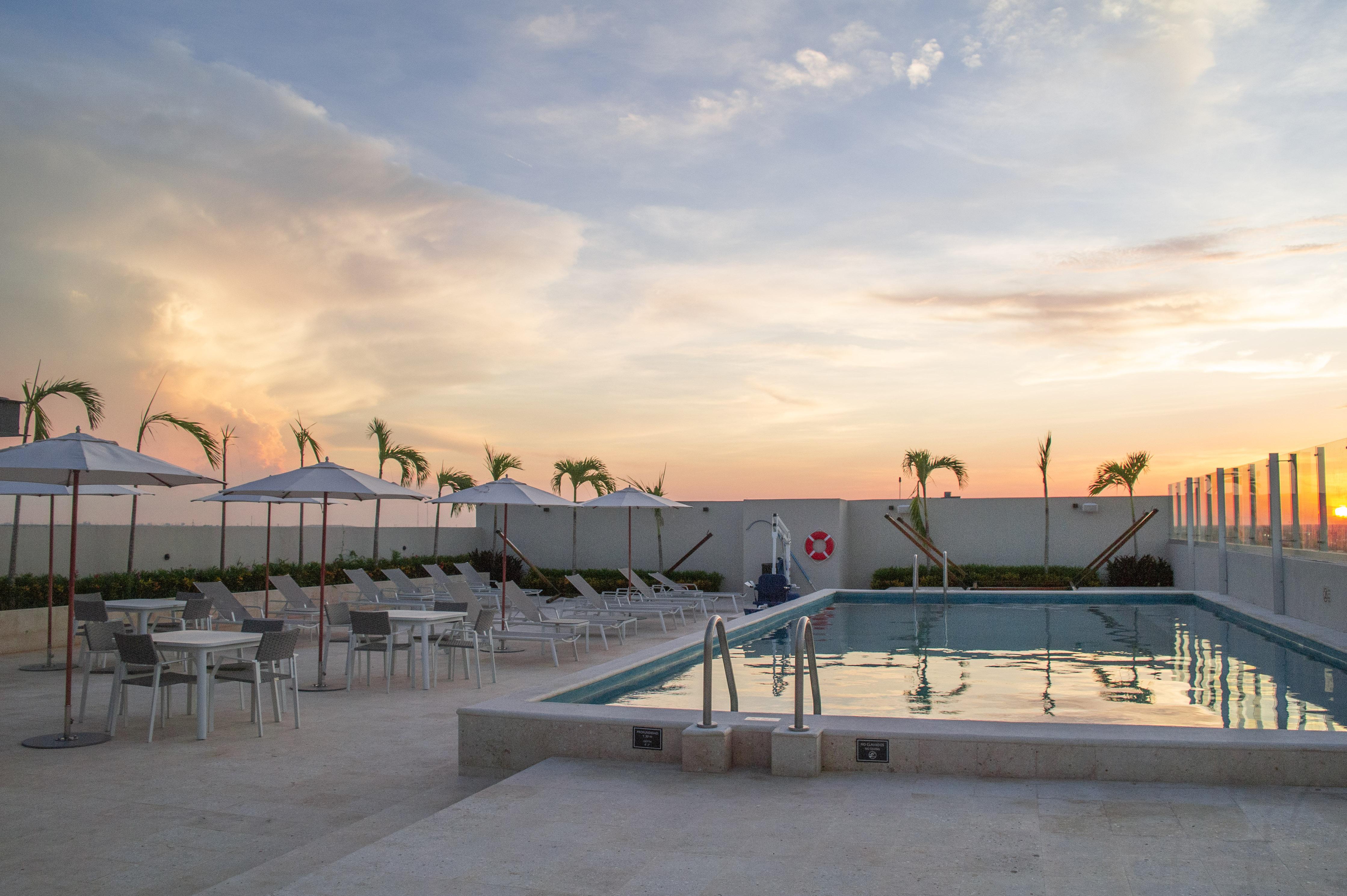 Hotel By Marriott
