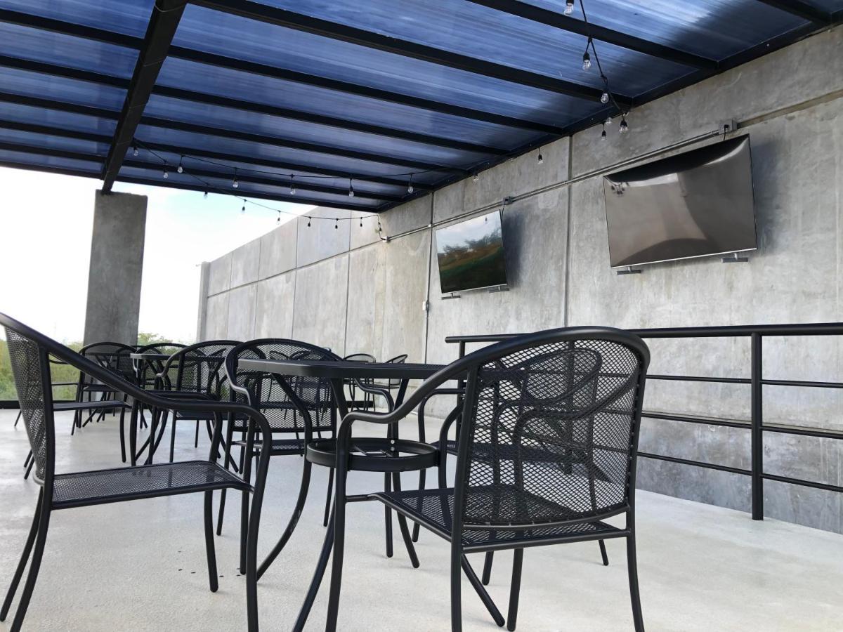 Apartahotel Suites La Negra Boutique