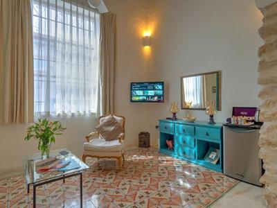 Casa 411 Bed & Breakfast