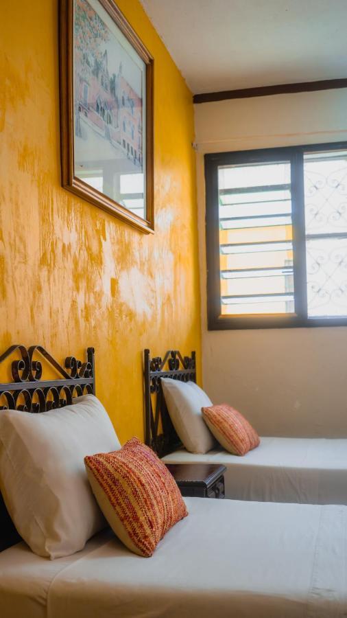 Hotel Mucuy 3*