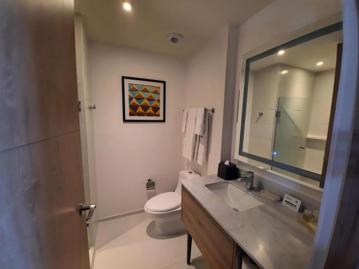 Inn&suites - La Isla, An Ihg 4*