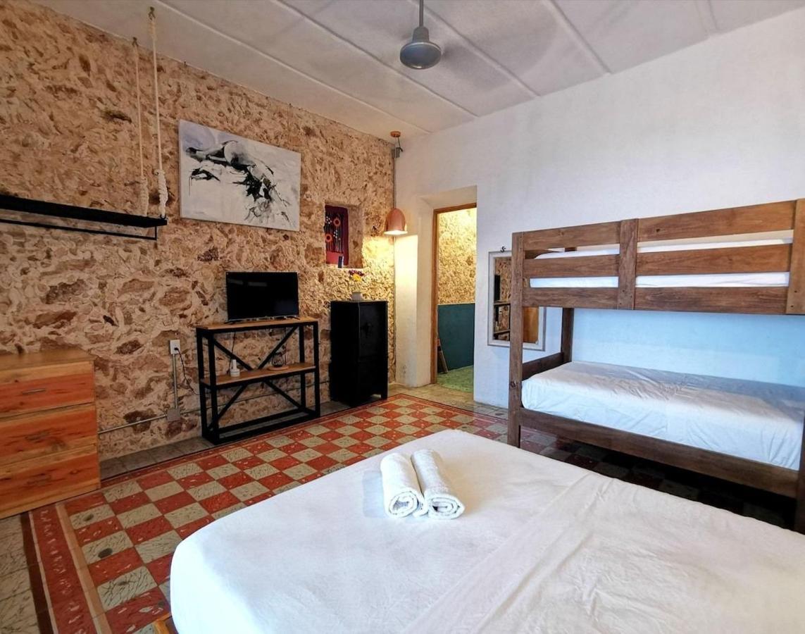 Сasa de vacaciones La 78 Alberca Y Garage Con Porton Electrico *