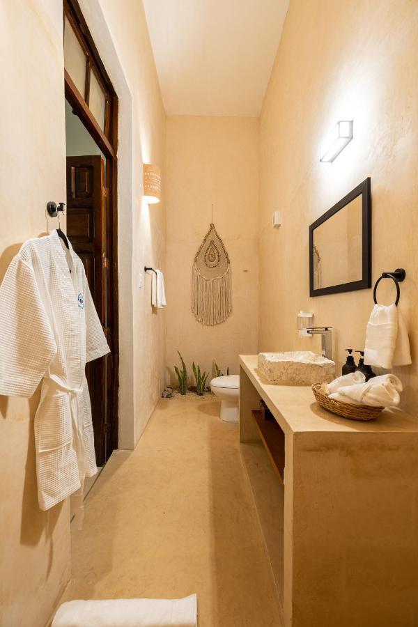 Casa Dos Lirios Boutique Bed & Breakfast