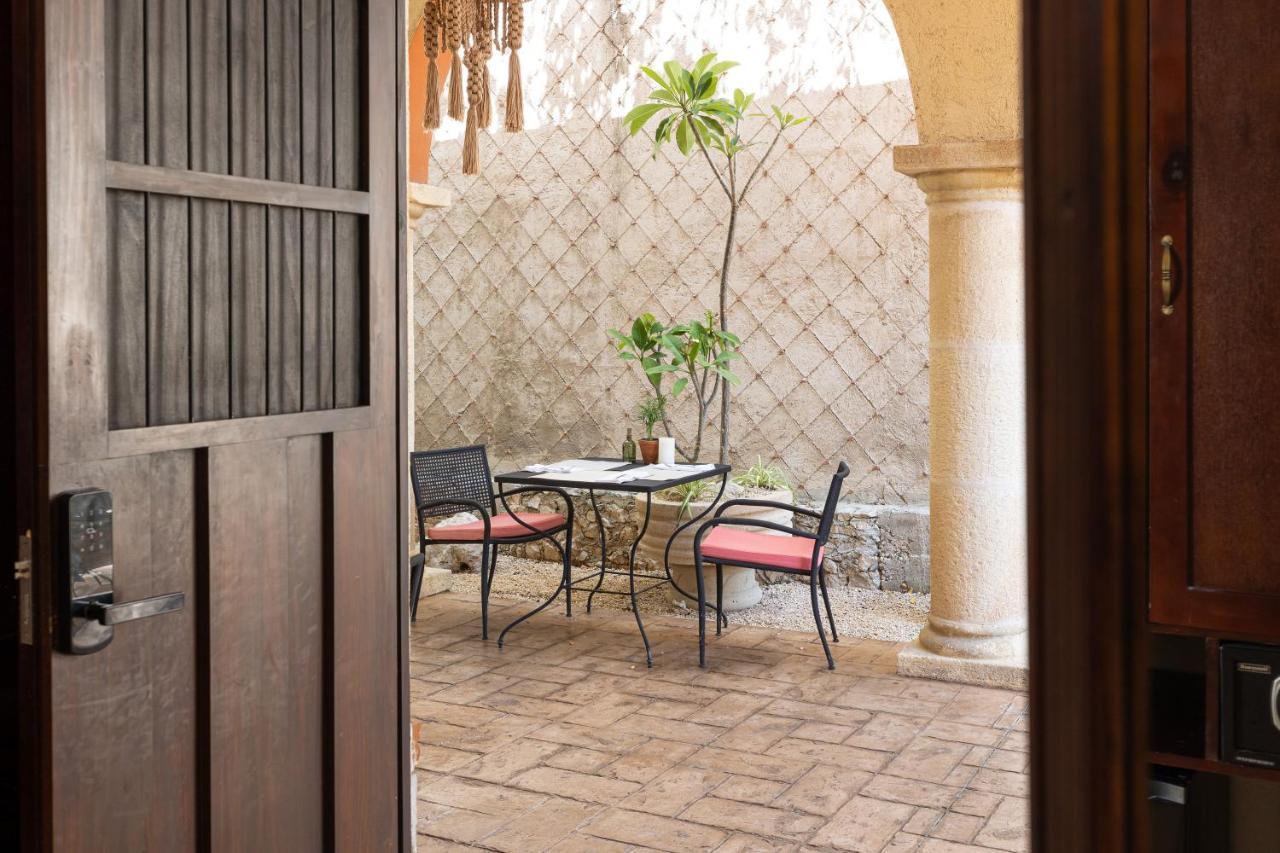 Casa Dos Lirios Boutique Bed & Breakfast