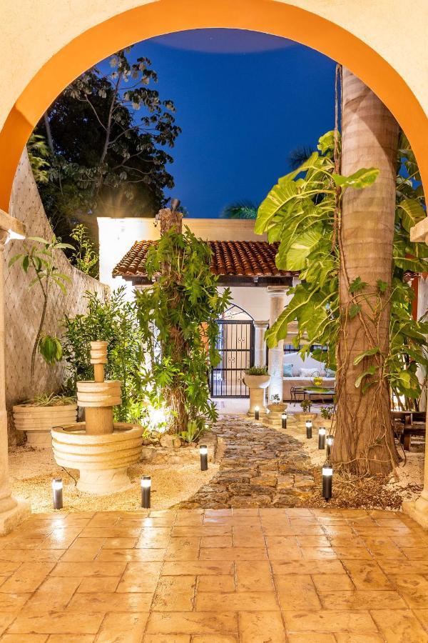 Bed & Breakfast Casa Dos Lirios Boutique Merida
