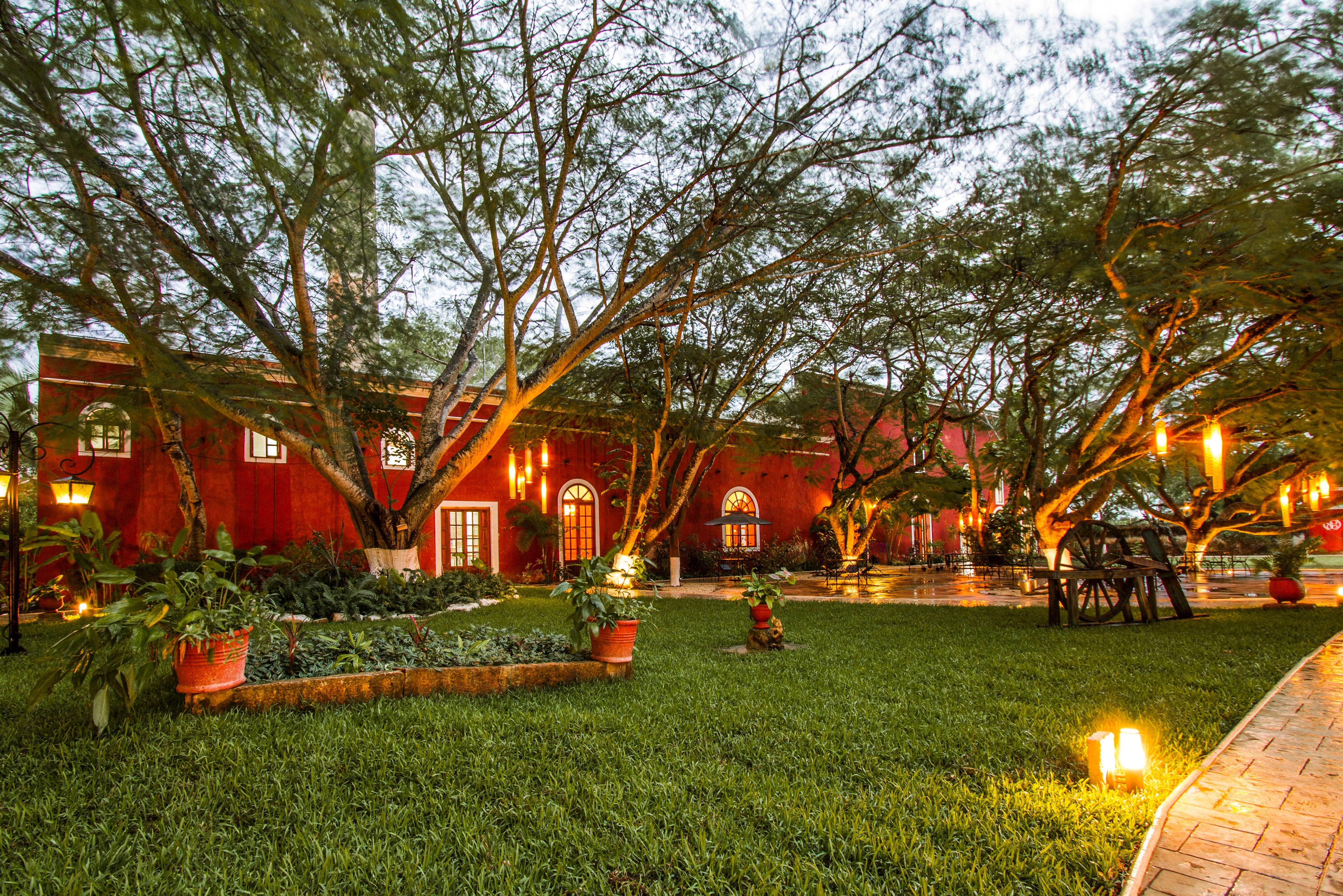 Hacienda Santa Cruz