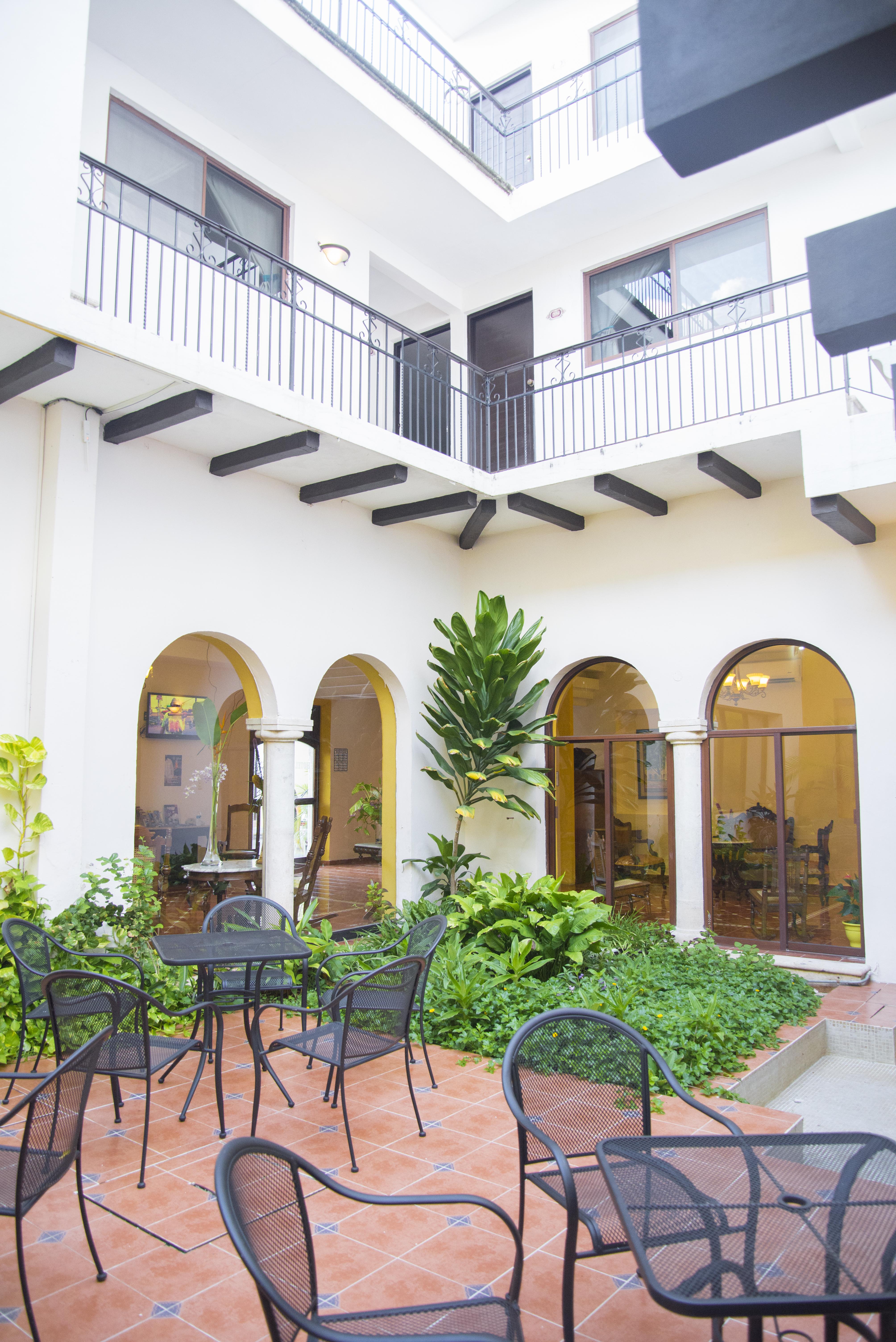 Hotel Maison Del Embajador