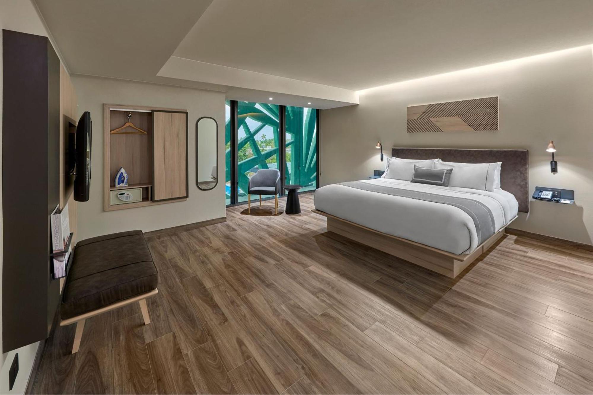 Hotel Express By Marriott 4*