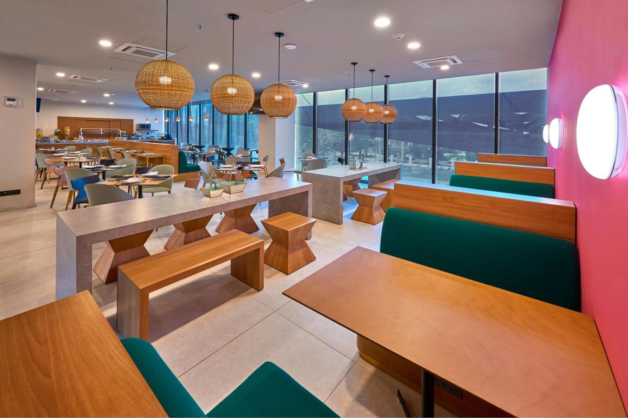 Express By Marriott Hotel 4*