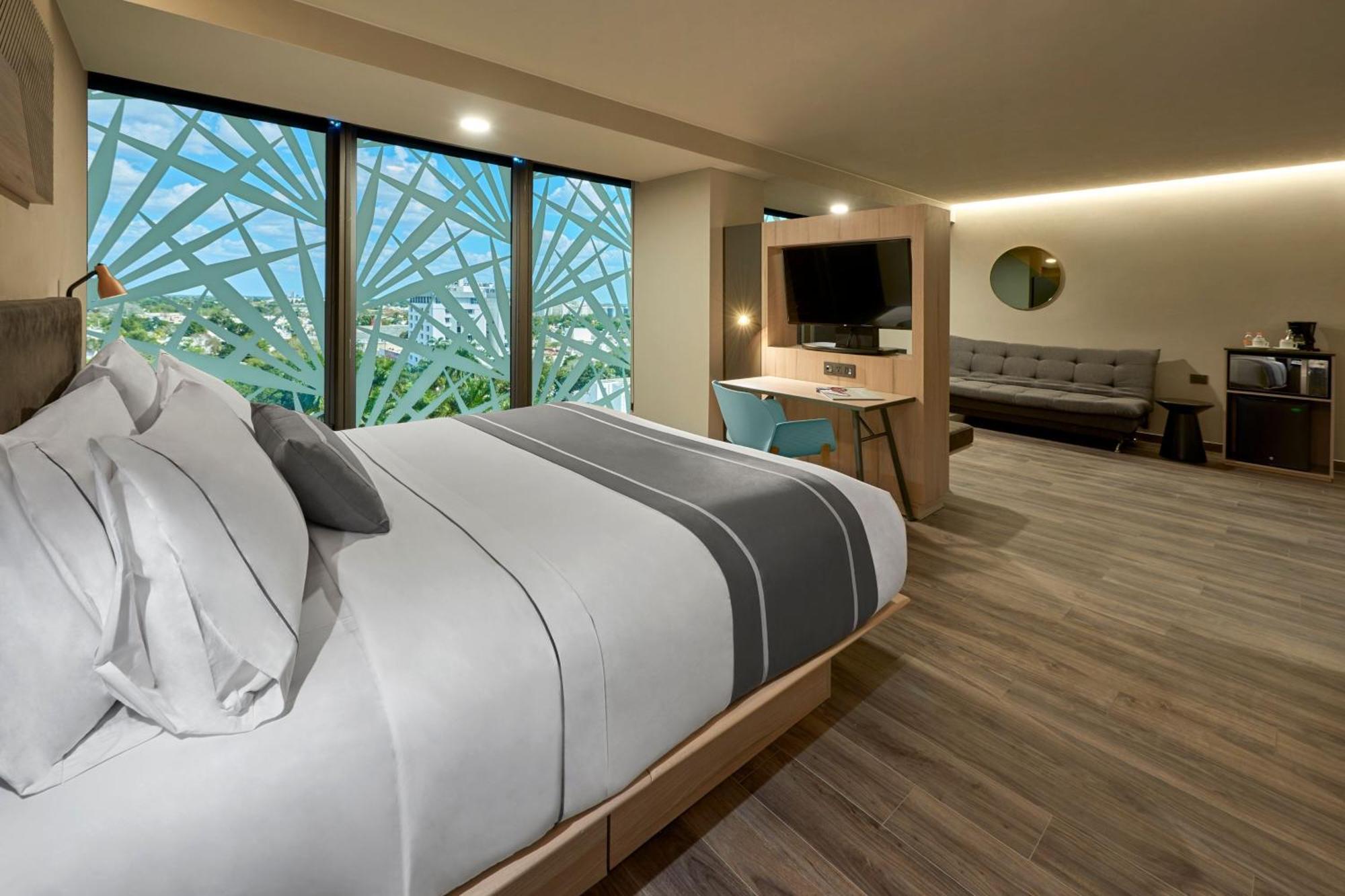 Hotel Express By Marriott Merida