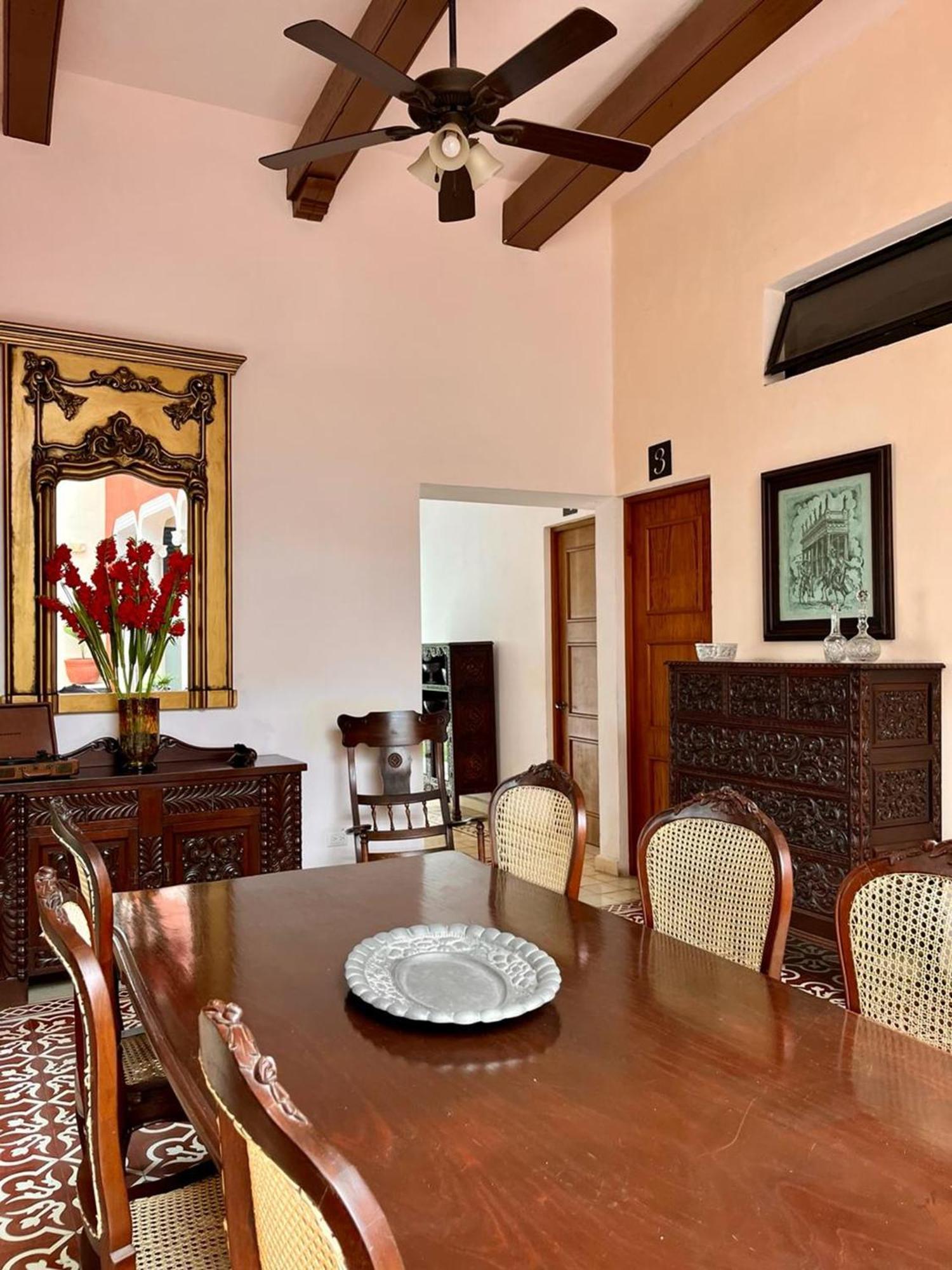 Hotel & Boutique Casa Garza Merida