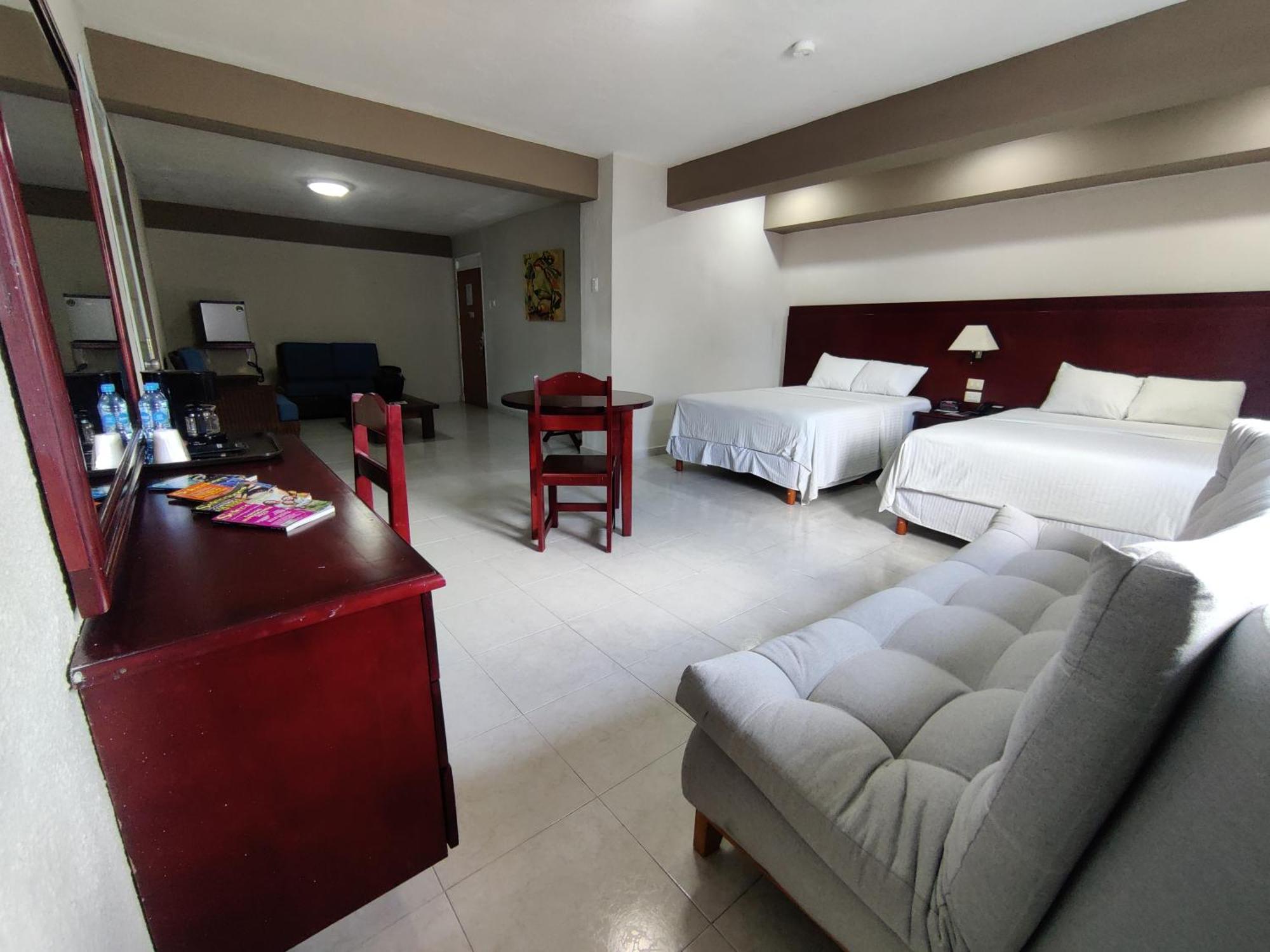 Hotel Maria Del Carmen 4*