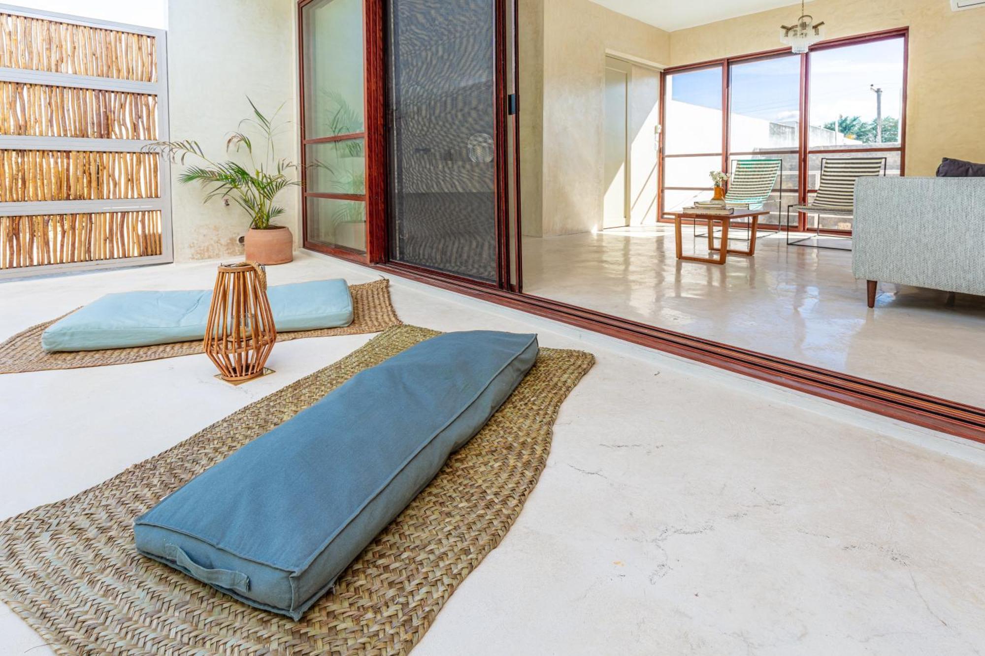 Casa Tuch. Independientes De Diseno. Retiro De Lujo, Oasis De Paz. Pensión
