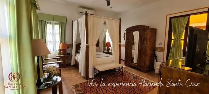Hacienda Santa Cruz Hotel