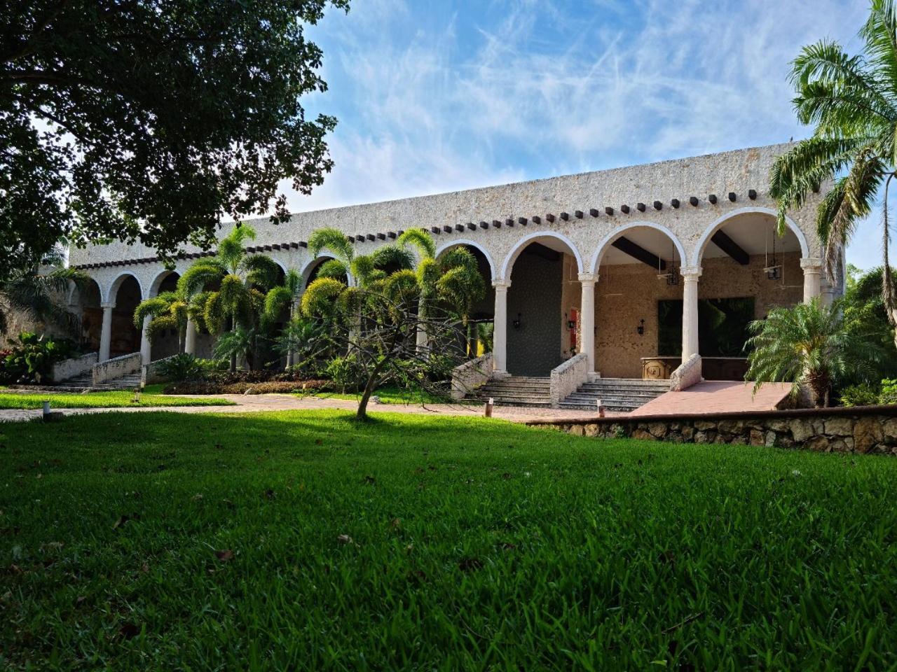 Hacienda Santa Cruz Hotel