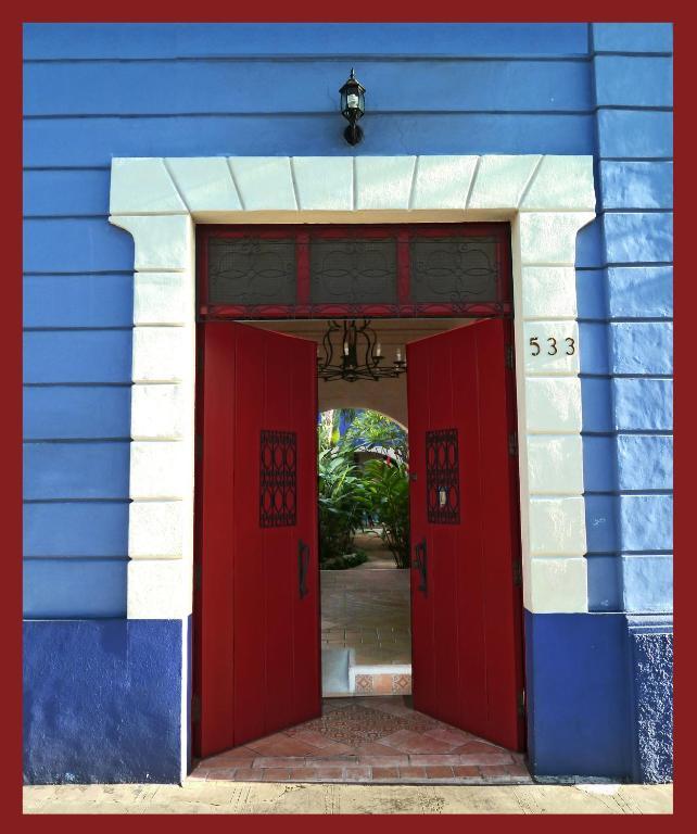 Medio Mundo Hotel