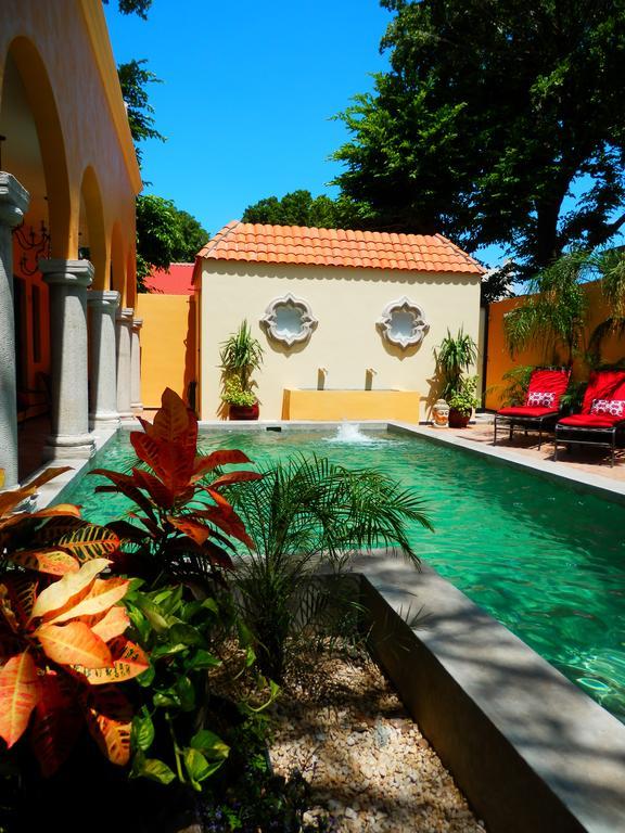 Ochenta Y Dos Bed & Breakfast & Spa