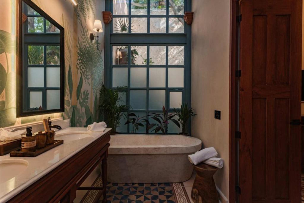 Casa Esther - Parque Santiago Homestay
