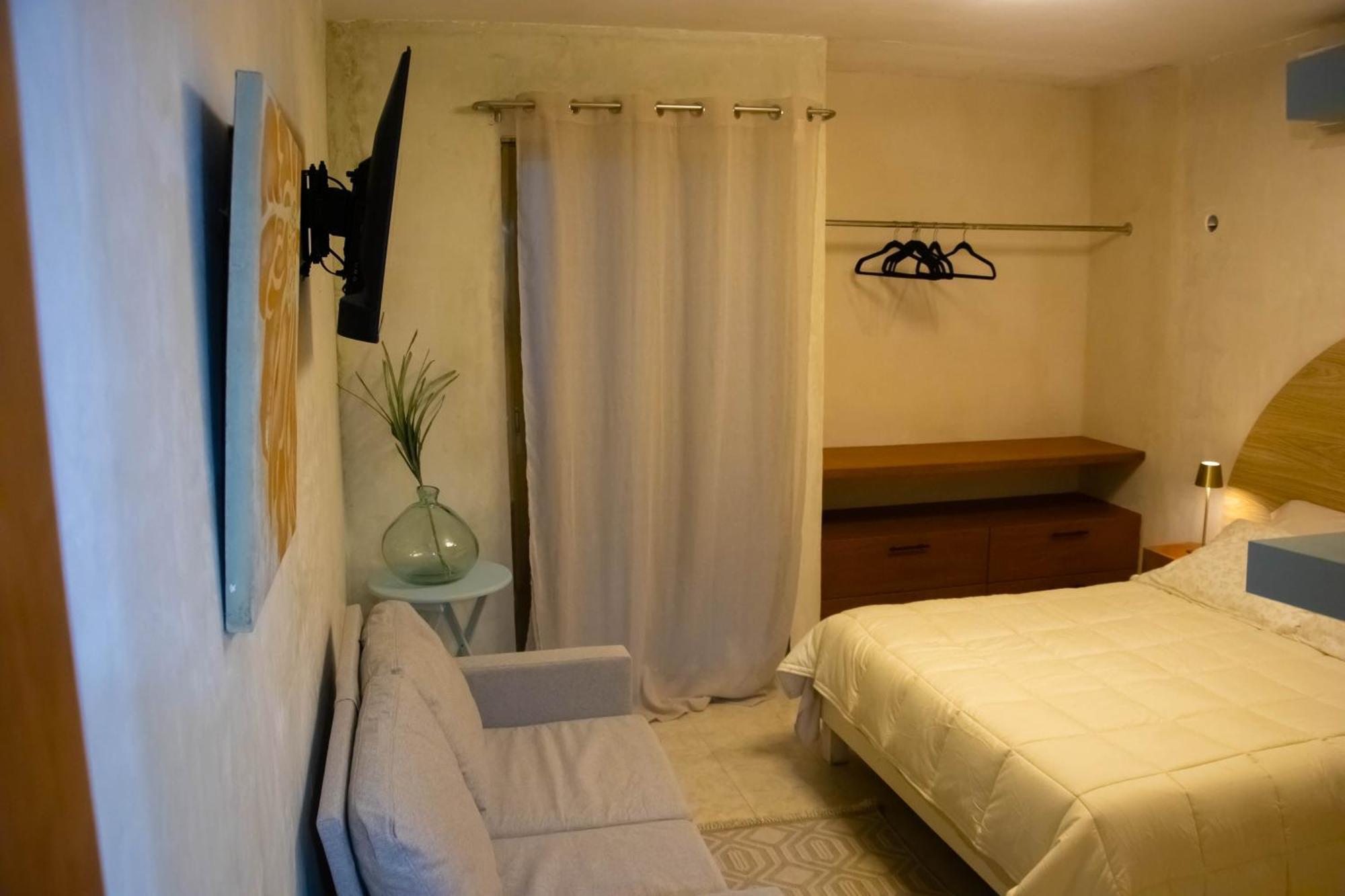 Depas Heroes Apartment