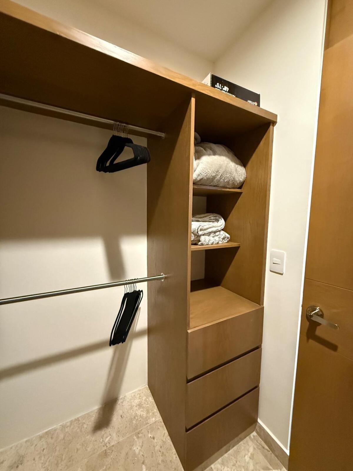 New Luxury Apartment *