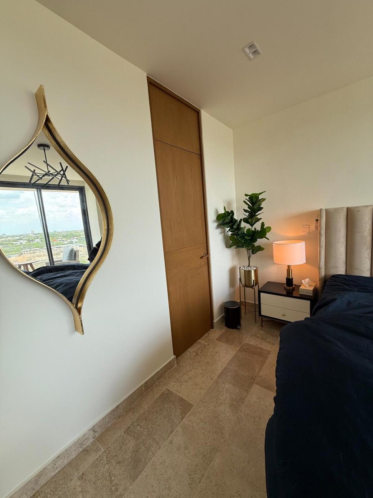 New Luxury Apartment *