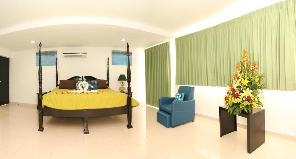 Embajadores 4* Mérida