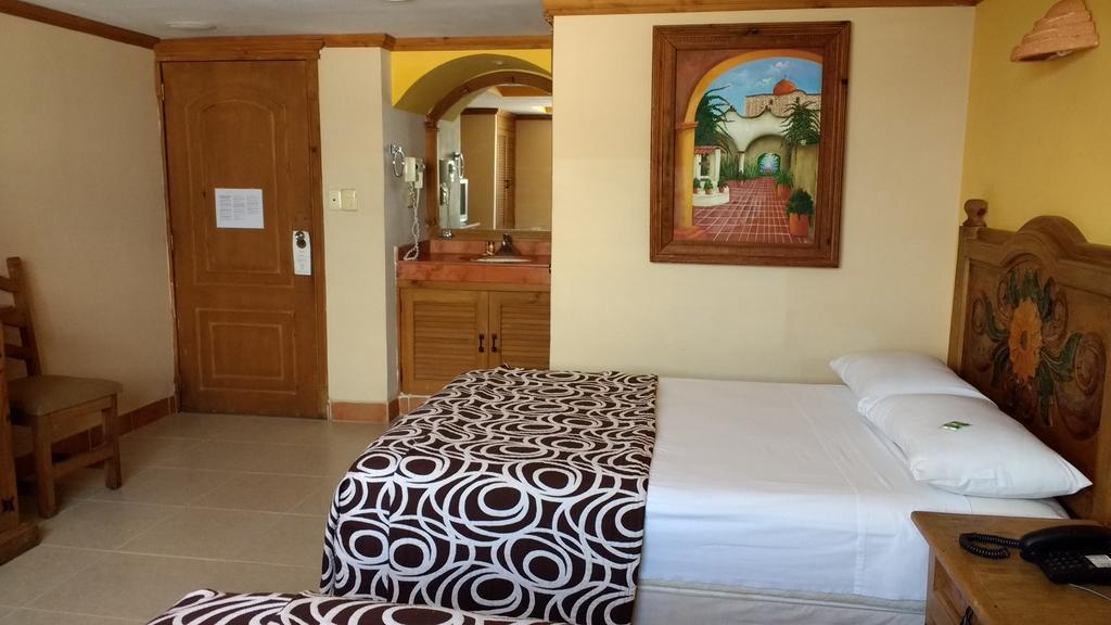 Hotel Flamboyanes