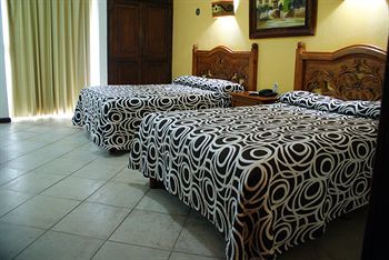 Hotel Flamboyanes 4*