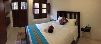 Boutique By The Museo Hotel 4*