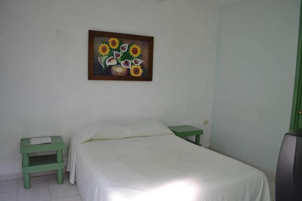 Hotel Aventura 2*