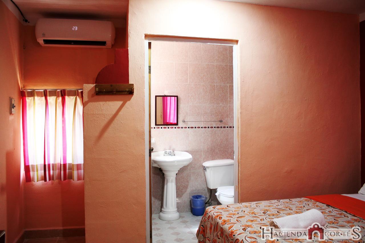 Hacienda Cortes Hotel 2*