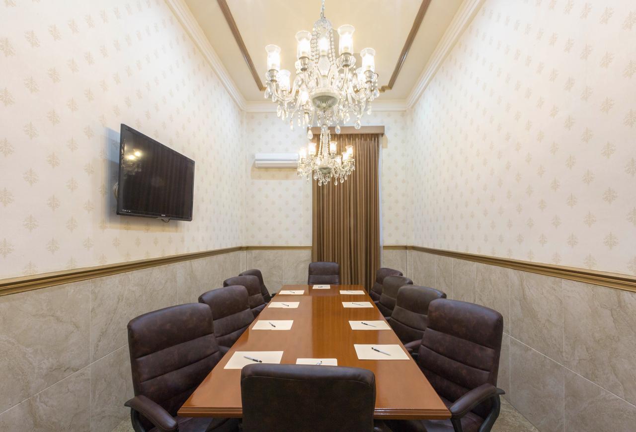 Victoria Hotel 5*