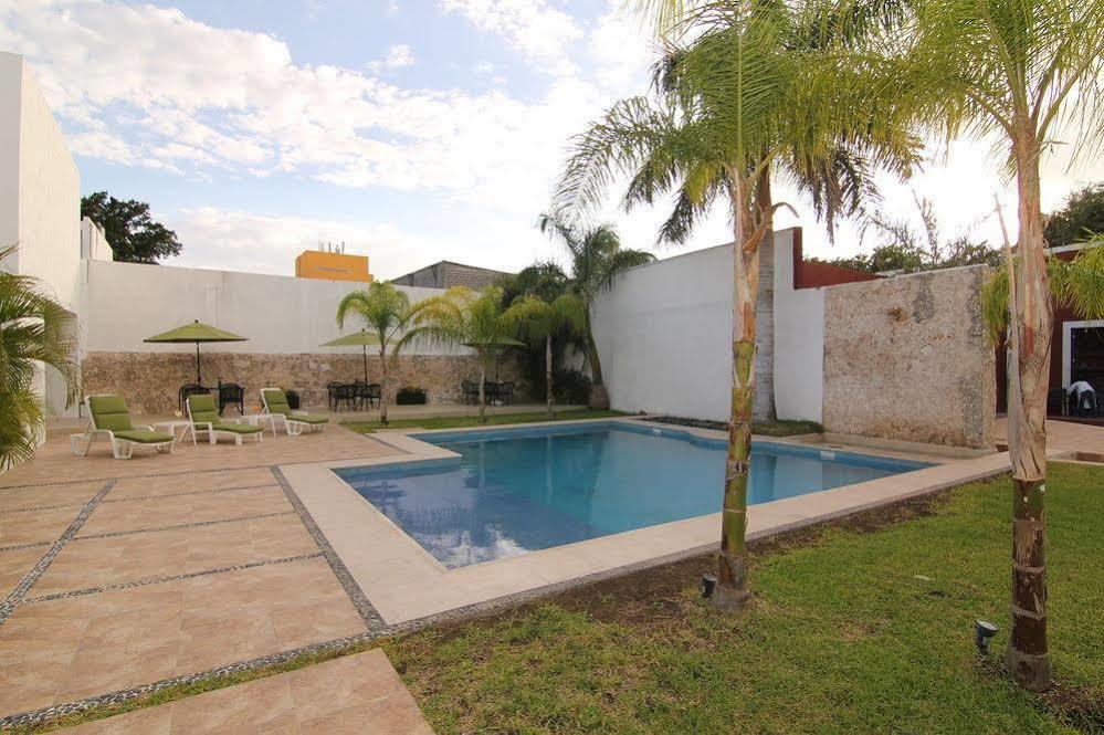 Embajadores Hotel 4*