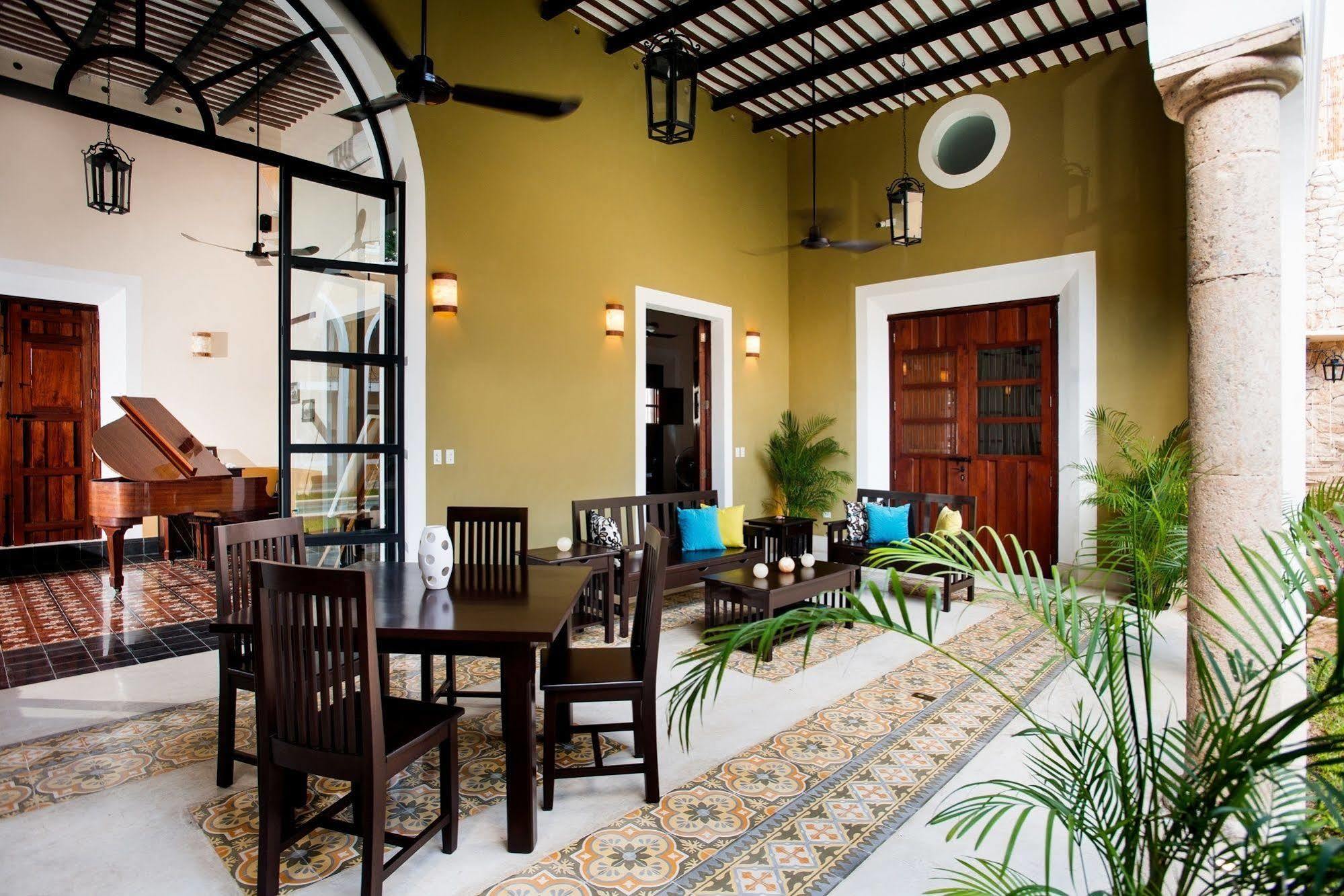 Hotel Boutique By The Museo Mérida
