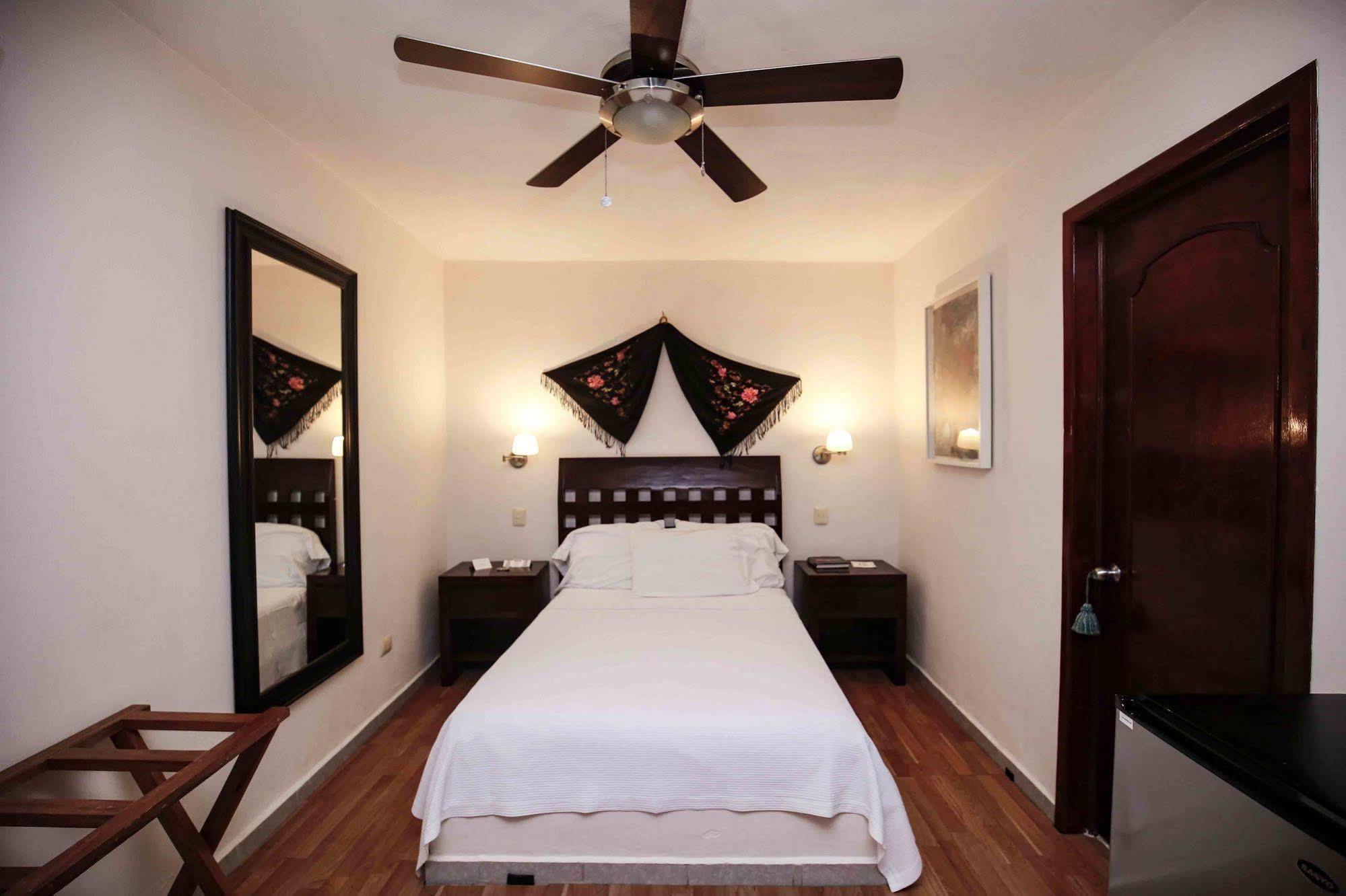 Hotel Zamna Merida