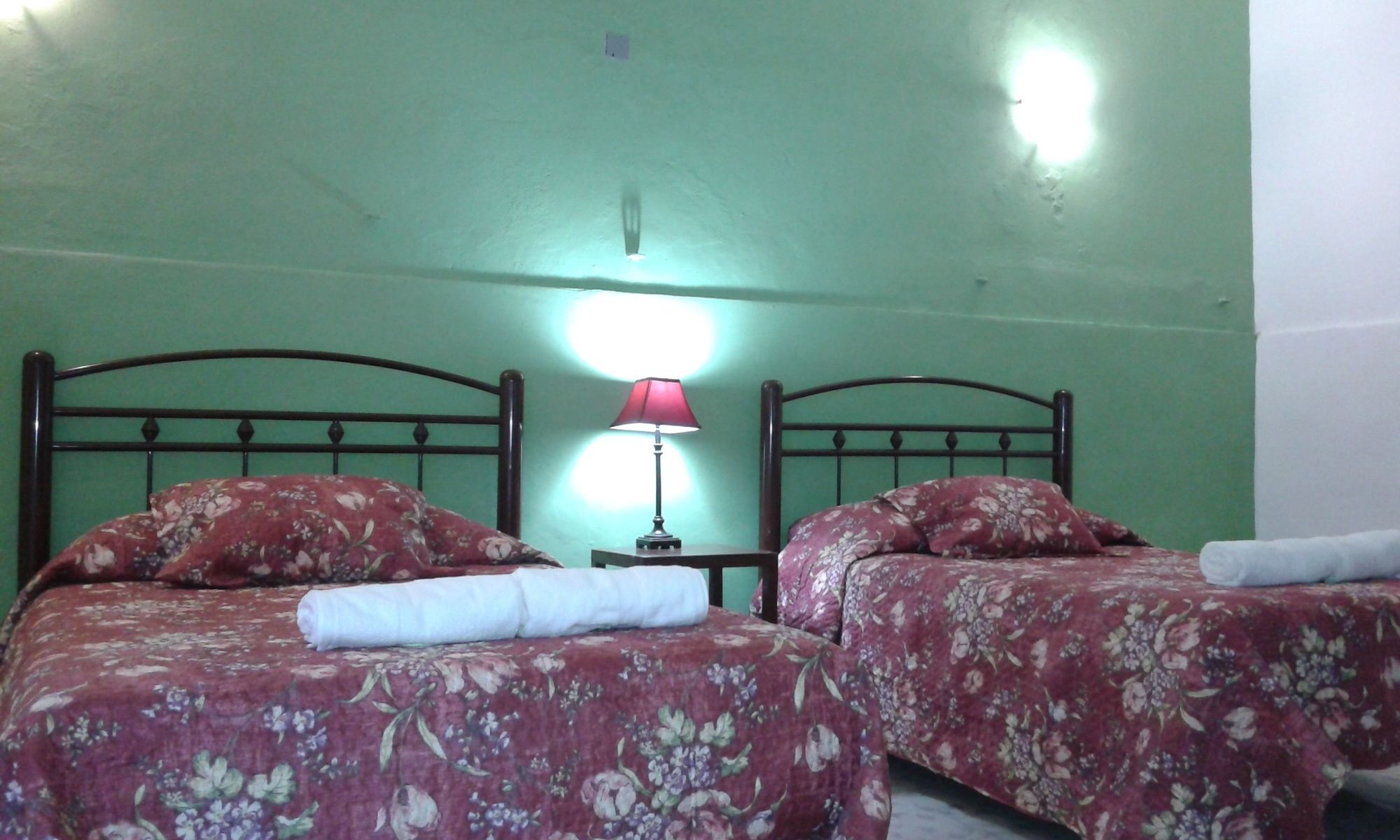 El Tigre De Santiago Hostal Mérida