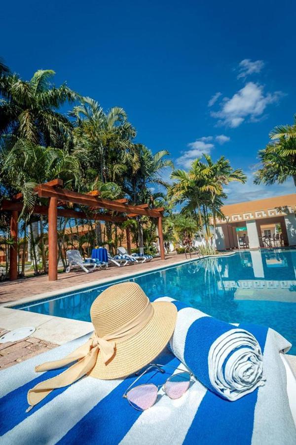 Tecnohotel Itzaes Merida