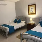 Hostal & Hotel Casa Fernanda